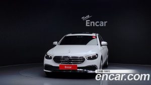 Mercedes-Benz E-Class E250 Exclusive 2023 года из Южной Кореи