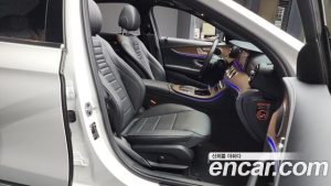 Mercedes-Benz E-Class E250 Exclusive 2023 года из Южной Кореи