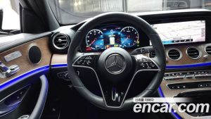 Mercedes-Benz E-Class E250 Exclusive 2023 года из Южной Кореи