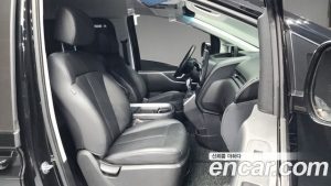 Hyundai Staria L3.5 Wagon 5 2025 года из Южной Кореи
