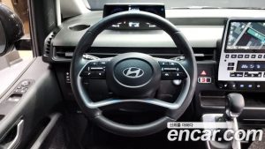 Hyundai Staria L3.5 Wagon 5 2025 года из Южной Кореи