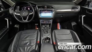 Volkswagen Tiguan 2.0 TSI Prestige 2023 года из Южной Кореи