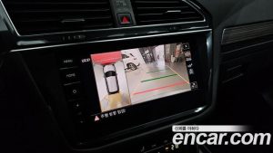 Volkswagen Tiguan 2.0 TSI Prestige 2023 года из Южной Кореи