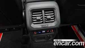 Volkswagen Tiguan 2.0 TSI Prestige 2023 года из Южной Кореи