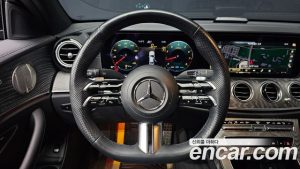 Mercedes-Benz E-Class E350 4MATIC AMG Line 2023 года из Южной Кореи