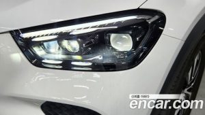 Mercedes-Benz GLE-Class GLE300d 4MATIC 2025 года из Южной Кореи