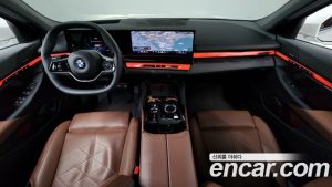 BMW 5-Series 530i xDrive 2024 года из Южной Кореи