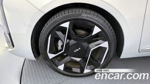 Kia K8 2.5 Бензин 2WD 2025 года из Южной Кореи