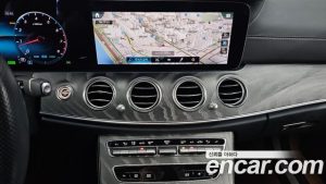 Mercedes-Benz E-Class E350 4MATIC AMG Line 2023 года из Южной Кореи