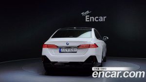 BMW 5-Series 520i M Sport 2024 года из Южной Кореи