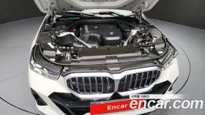 BMW 5-Series 520i M Sport 2024 года из Южной Кореи