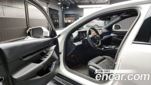 BMW 5-Series 520i M Sport 2024 года из Южной Кореи