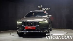 Volvo XC60 B5 Inscription 2022 года из Южной Кореи