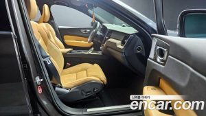 Volvo XC60 B5 Inscription 2022 года из Южной Кореи