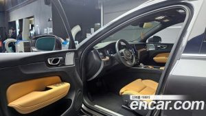Volvo XC60 B5 Inscription 2022 года из Южной Кореи