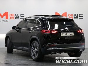 Mercedes-Benz GLA-Class GLA250 4MATIC 2023 года из Южной Кореи