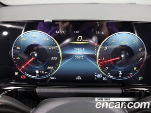 Mercedes-Benz GLA-Class GLA250 4MATIC 2023 года из Южной Кореи