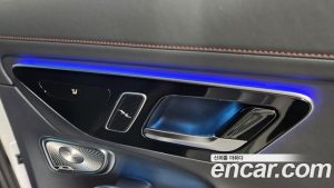 Mercedes-Benz GLC-Class AMG GLC43 4MATIC 2025 года из Южной Кореи