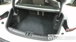 Porsche Taycan Base 2023 года из Южной Кореи