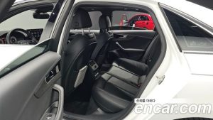 Audi A4 40 TFSI Premium 2023 года из Южной Кореи