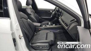 Audi A4 40 TFSI Premium 2023 года из Южной Кореи