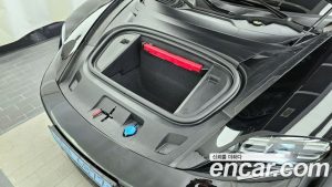Porsche Taycan Base 2023 года из Южной Кореи