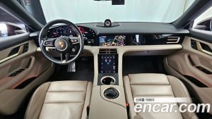 Porsche Taycan Base 2023 года из Южной Кореи