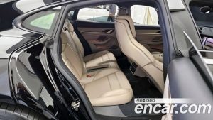 Porsche Taycan Base 2023 года из Южной Кореи