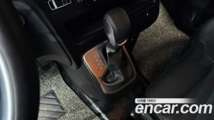 Hyundai Staria Tourer 9-Seater 2025 года из Южной Кореи