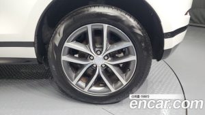 Land Rover Range Rover Evoque P250 Dynamic SE 2024 года из Южной Кореи