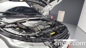 Land Rover Range Rover Evoque P250 Dynamic SE 2024 года из Южной Кореи
