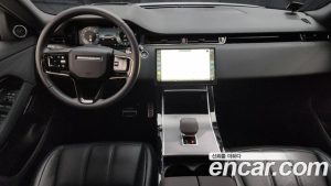 Land Rover Range Rover Evoque P250 Dynamic SE 2024 года из Южной Кореи