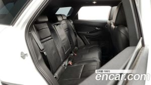Land Rover Range Rover Evoque P250 Dynamic SE 2024 года из Южной Кореи