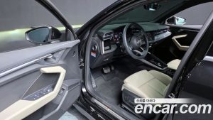 Audi A3 40 TFSI Premium 2023 года из Южной Кореи