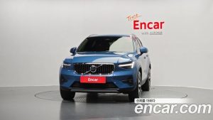 Volvo XC40 B4 ULTIMATE Bright 2024 года из Южной Кореи