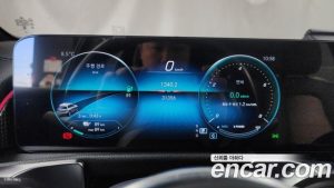 Mercedes-Benz EQB EQB300 4MATIC ELECTRIC ART 2024 года из Южной Кореи