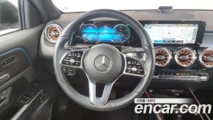Mercedes-Benz EQB EQB300 4MATIC ELECTRIC ART 2024 года из Южной Кореи