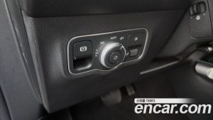 Mercedes-Benz EQB EQB300 4MATIC ELECTRIC ART 2024 года из Южной Кореи