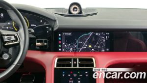 Porsche Taycan GTS 2022 года из Южной Кореи