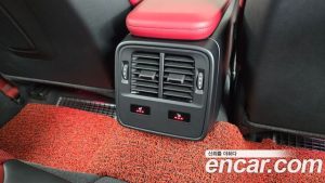 Porsche Taycan GTS 2022 года из Южной Кореи