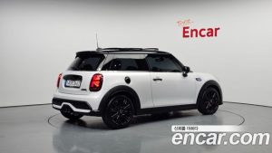 Mini Cooper Mayfield Edition 2024 года из Южной Кореи