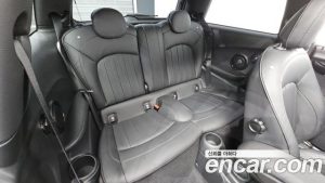 Mini Cooper Mayfield Edition 2024 года из Южной Кореи