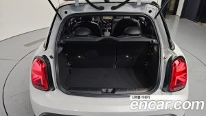 Mini Cooper Mayfield Edition 2024 года из Южной Кореи
