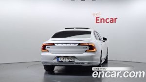Volvo S90 B6 AWD ULTIMATE Bright 2024 года из Южной Кореи
