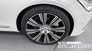 Volvo S90 B6 AWD ULTIMATE Bright 2024 года из Южной Кореи
