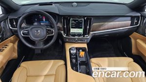 Volvo S90 B6 AWD ULTIMATE Bright 2024 года из Южной Кореи