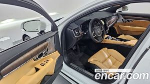 Volvo S90 B6 AWD ULTIMATE Bright 2024 года из Южной Кореи