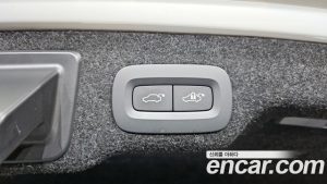 Volvo S90 B6 AWD ULTIMATE Bright 2024 года из Южной Кореи