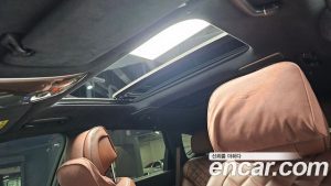 Genesis GV80 2.5T Бензин 2WD 2024 года из Южной Кореи