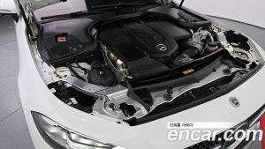 Mercedes-Benz CLS-Class CLS300d 4MATIC 2023 года из Южной Кореи